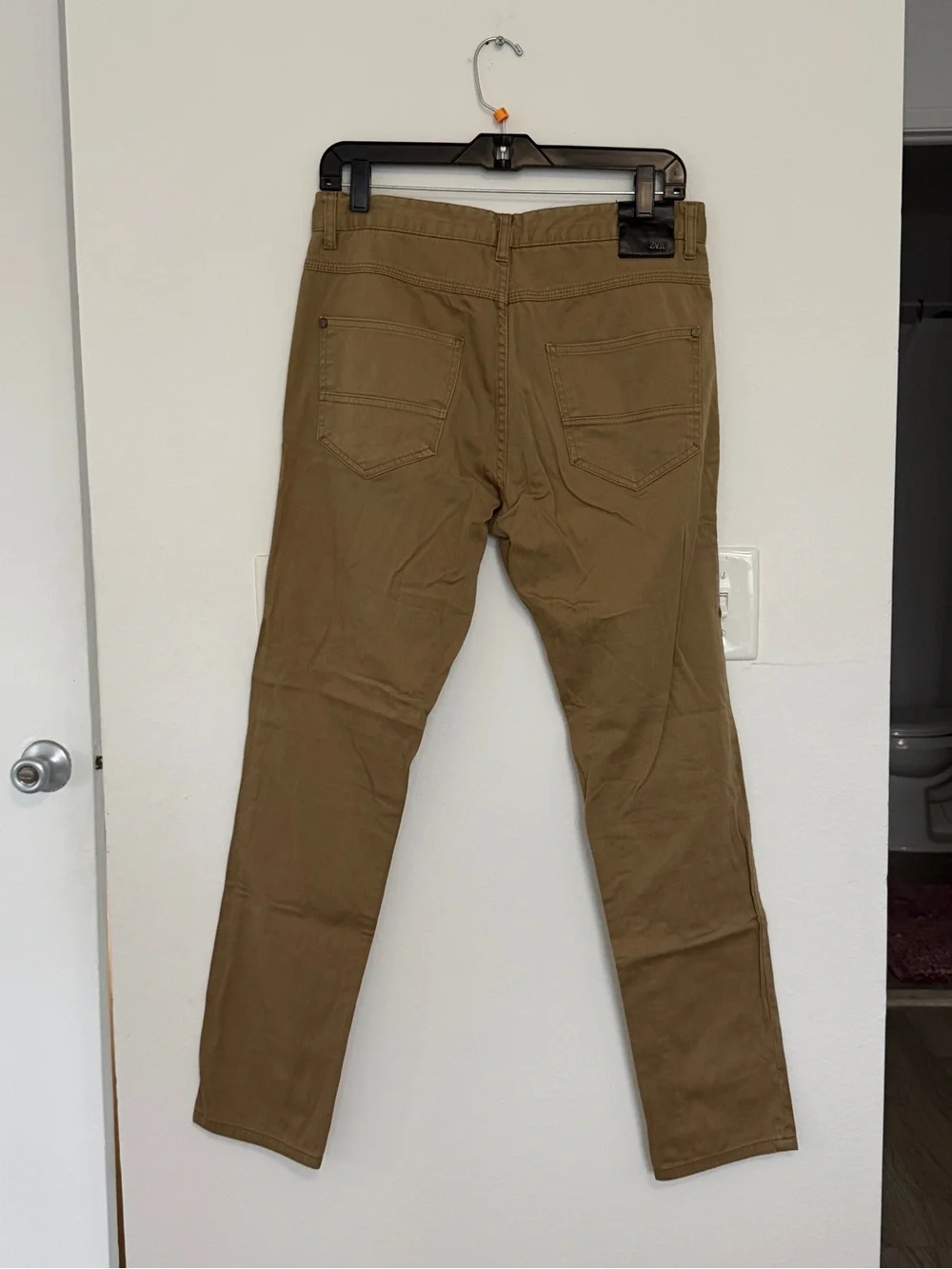 Zara Men's Slim Chino Pants in Camel Brown